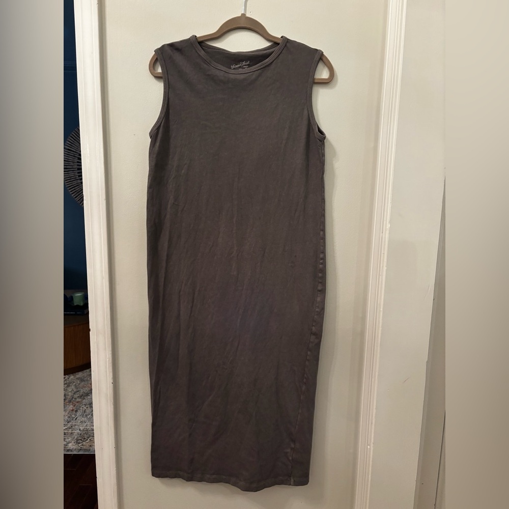 Universal Thread Charcoal Midi Dress